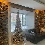 Lisvarna House